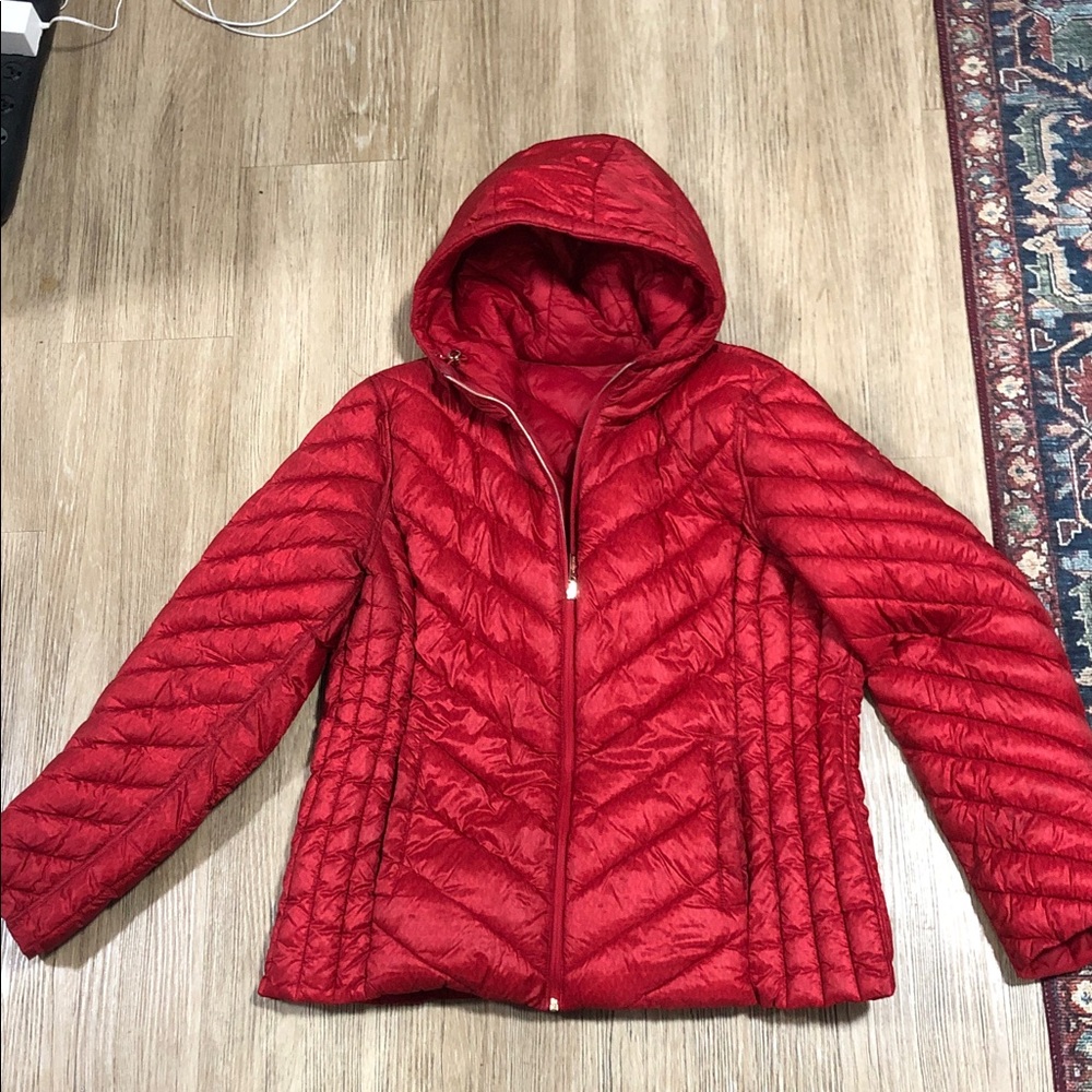Michael Kors Red lightweight packable Hooded Puff… - image 1